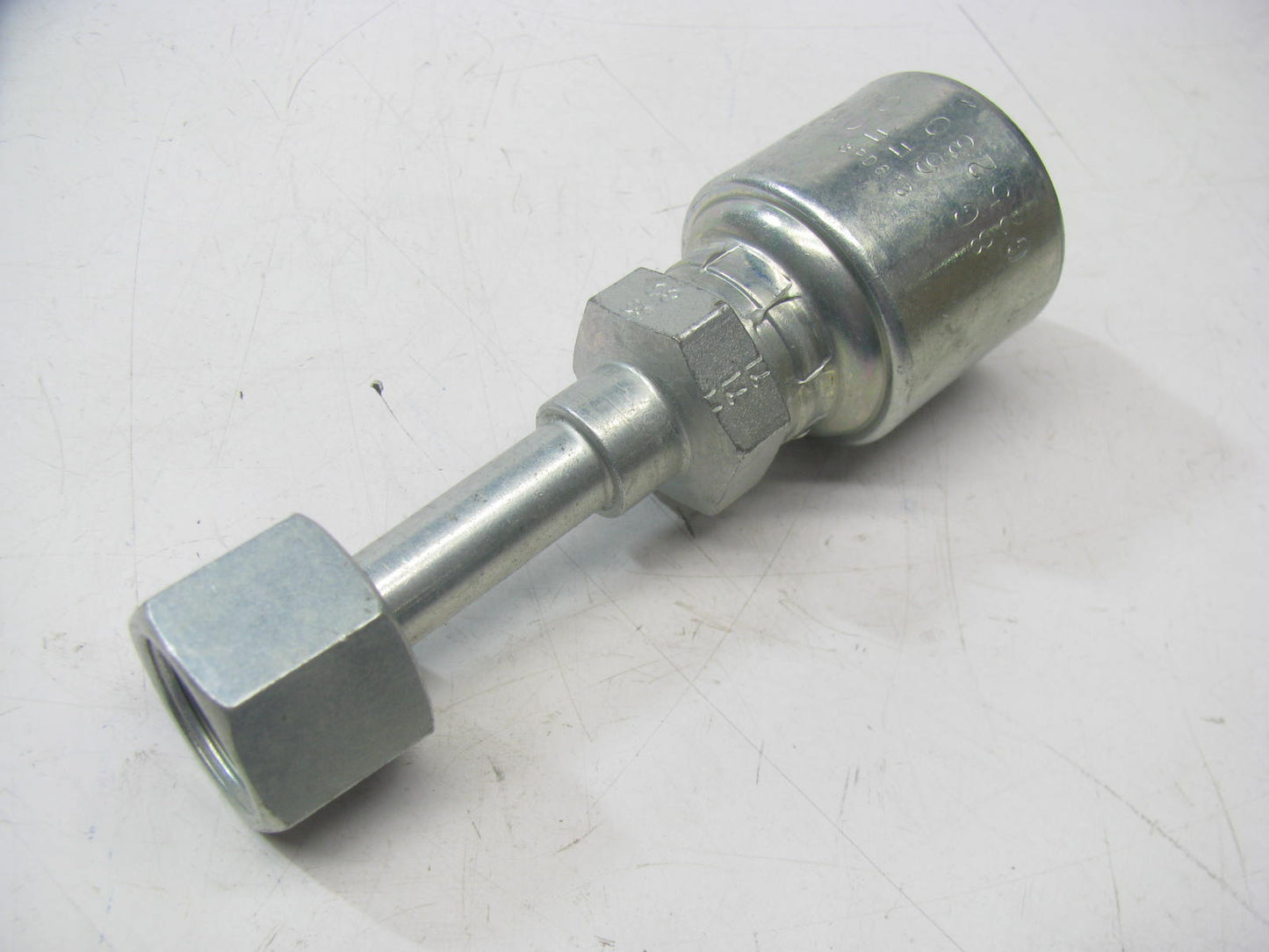 Gates G25230-0806 Hydraulic Fitting Straight Female Swivel 1/2'' Hose 11/16''-16