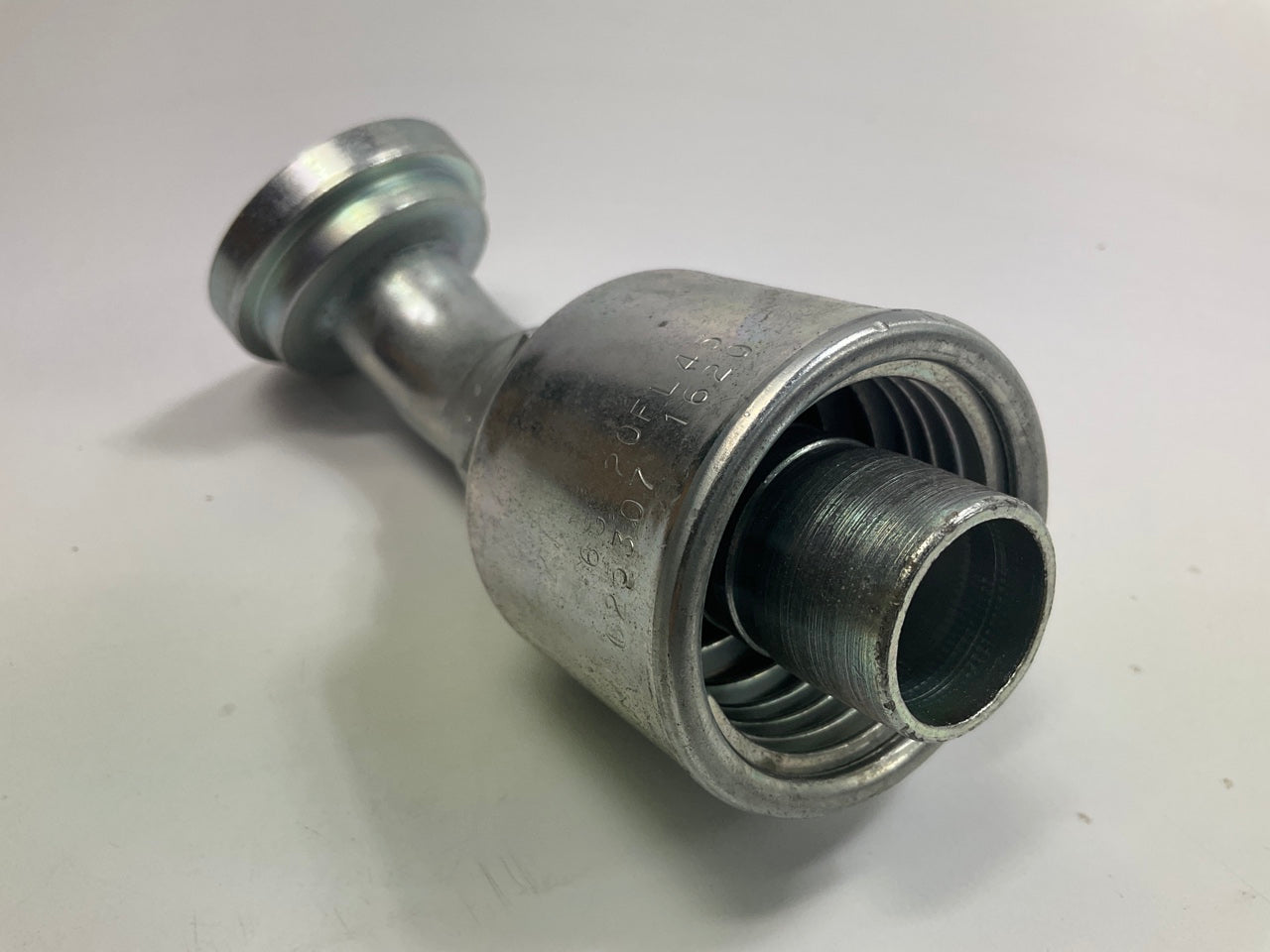 Gates G25307-1620 45° Code 61 O-Ring Flange 1'' Hydraulic Fitting, 16G-20FL45S