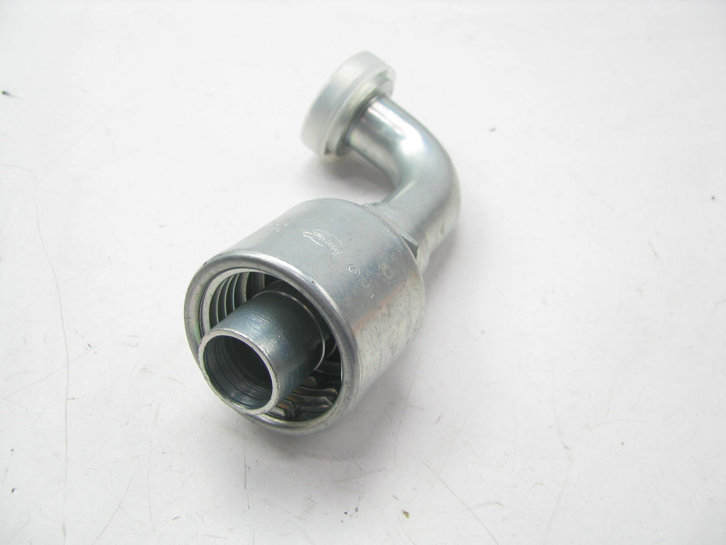 Gates G25314-1616 Elbow MegaCrimp Code 61 O-Ring Flange Fitting 1'' Hose 1-3/4''