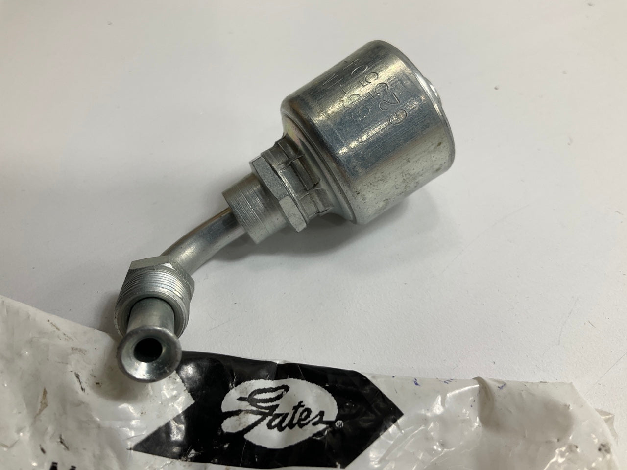 Gates G25504-0604 SAE Male Inverted Swivel 90° Hydraulic Fitting, 6G-4MIX90