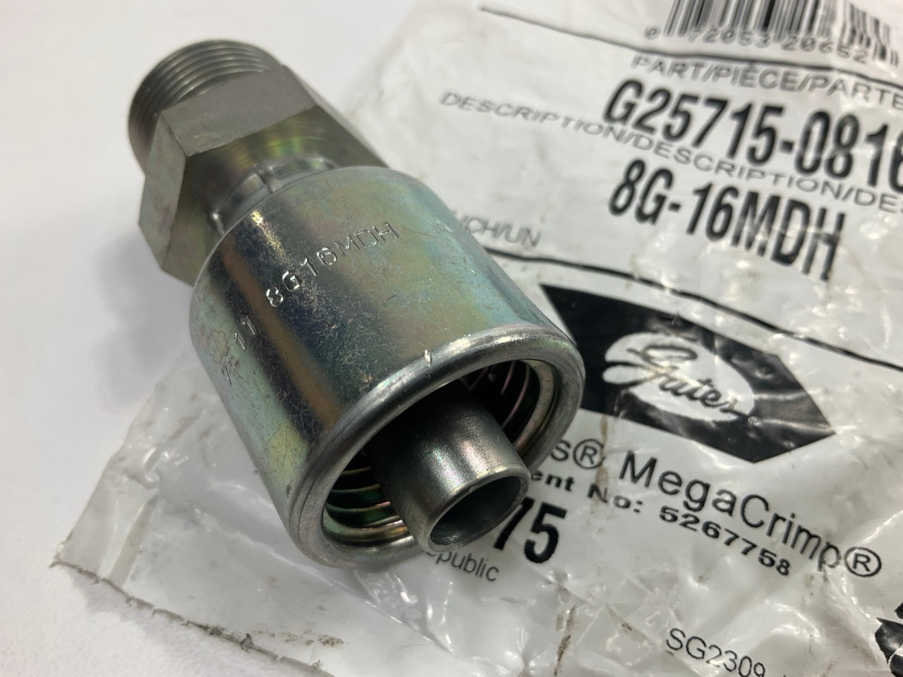 Gates G25715-0816 Male DIN 24° Cone Hydraulic Fitting 1/2'' Hose - 8G-16MDH