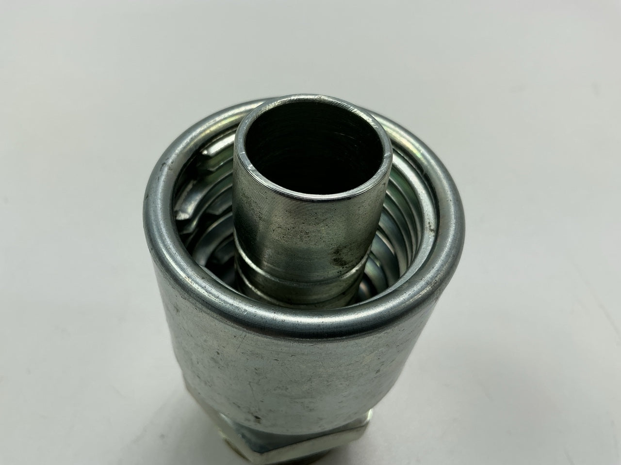 Gates G25715-1630 Male DIN 24° Cone Hydraulic Fitting, 1'' - 16G-30MDH