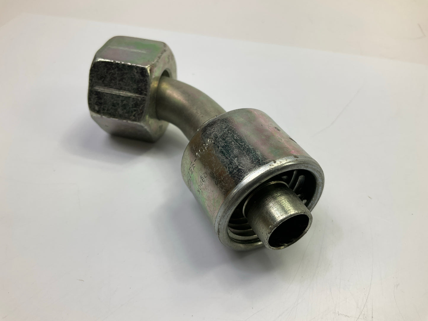 Gates G25725-1020 45° Tube Female DIN 24° Cone Swivel Hydraulic Fitting, 5/8''