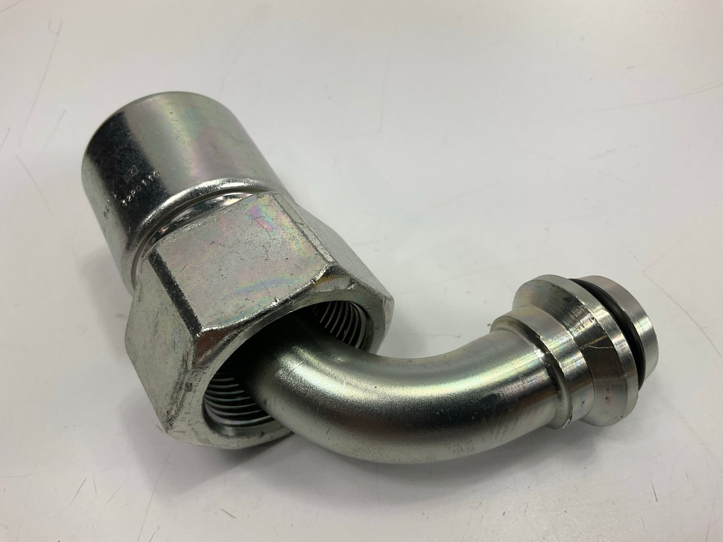 G25730-1225 Hose Fitting Female DIN 24° Cone Swivel W/ O-Ring, 90° Angle 3/4'' ID