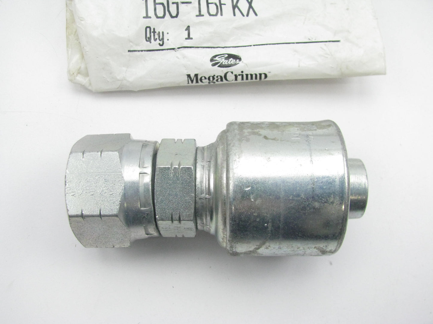 Gates G25910-1616 MegaCrimp Female Komatsu Hydraulic Fitting 1'' Hose M33X1.5