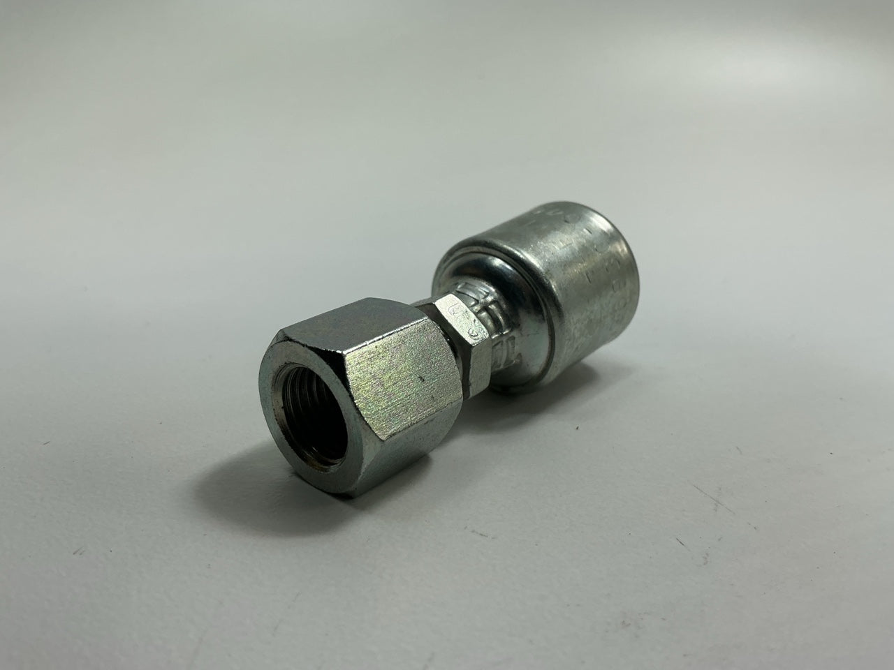 Gates G25930-0404 Female Japanese Industrial Swivel Hydraulic Fitting, 1/4''