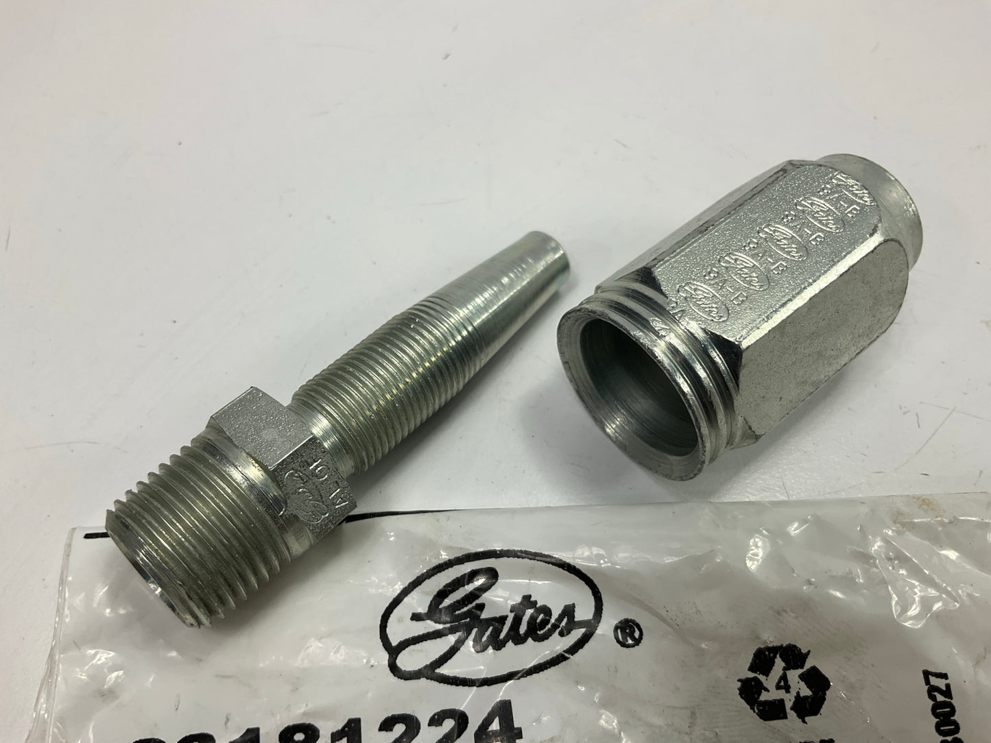 Gates G28100-0606 Male Pipe (NPTF - 30° Cone Seat) Hydraulic Fitting, 3/8''