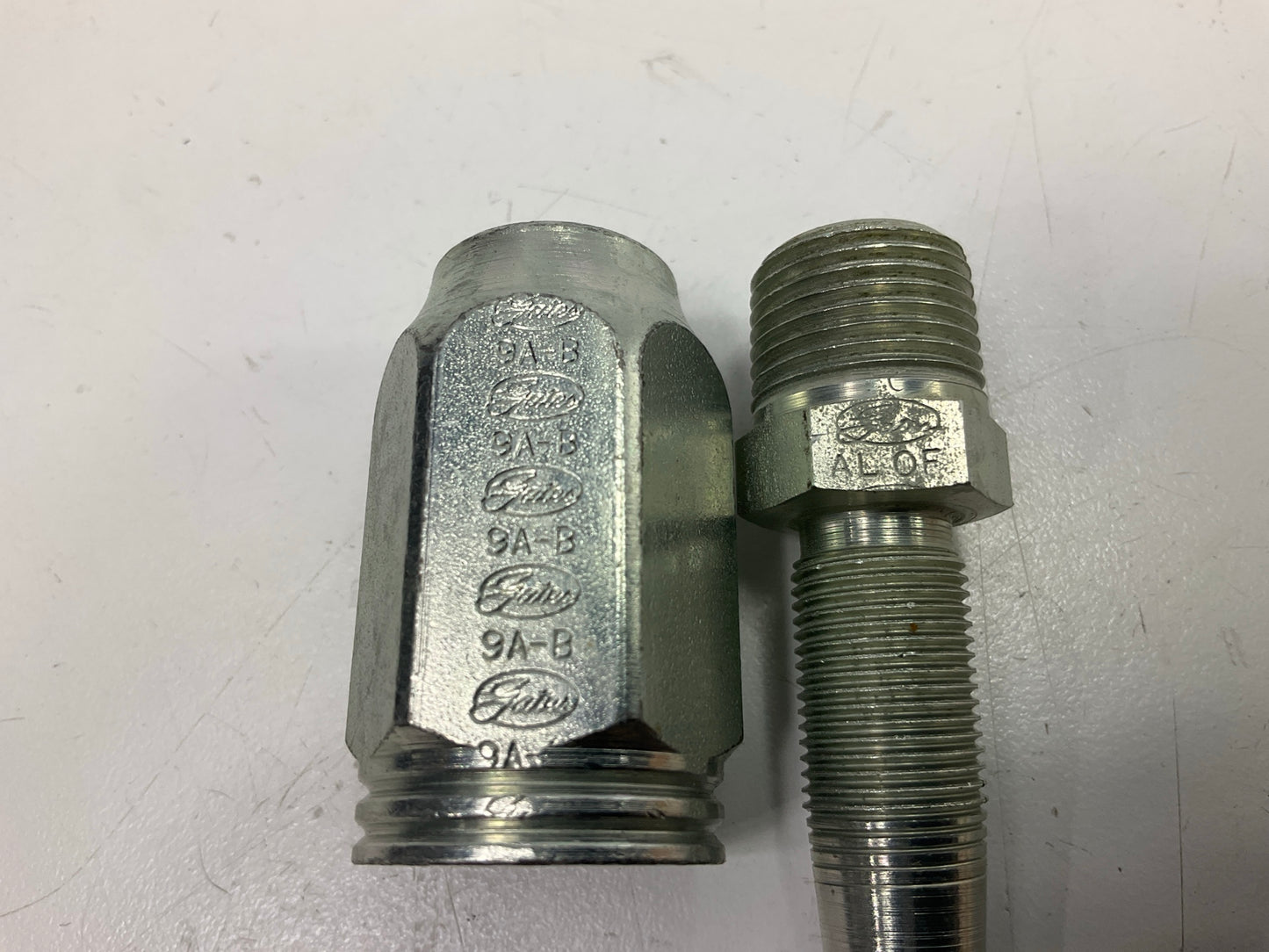 Gates G28100-0606 Male Pipe (NPTF - 30° Cone Seat) Hydraulic Fitting, 3/8''