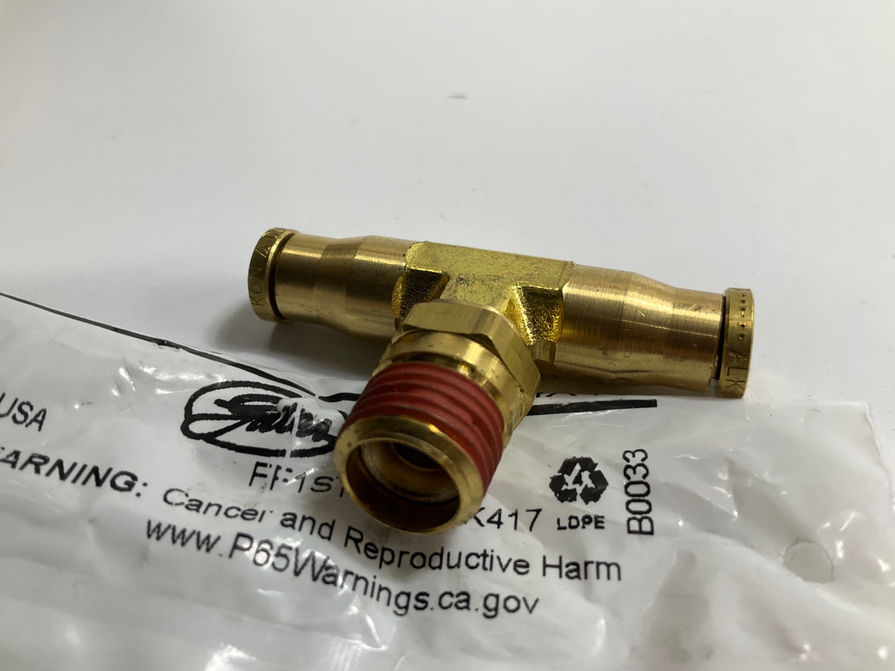 Gates G31142-0404 Air Brake On Run To Male Pipe Swivel Tee, 4AB-4AB-4MPX