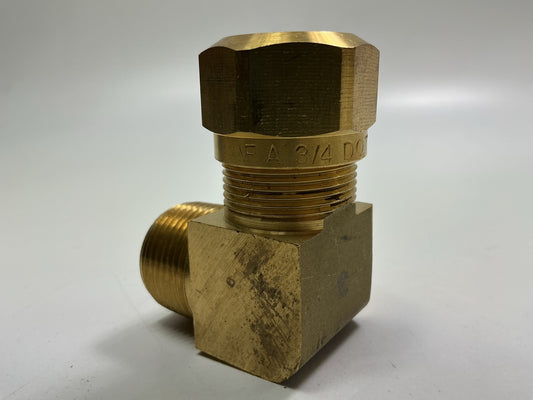 Gates G32104-1212 90° Air Brake Compression To Male Pipe Fitting, 3/4'' X 3/4''-14