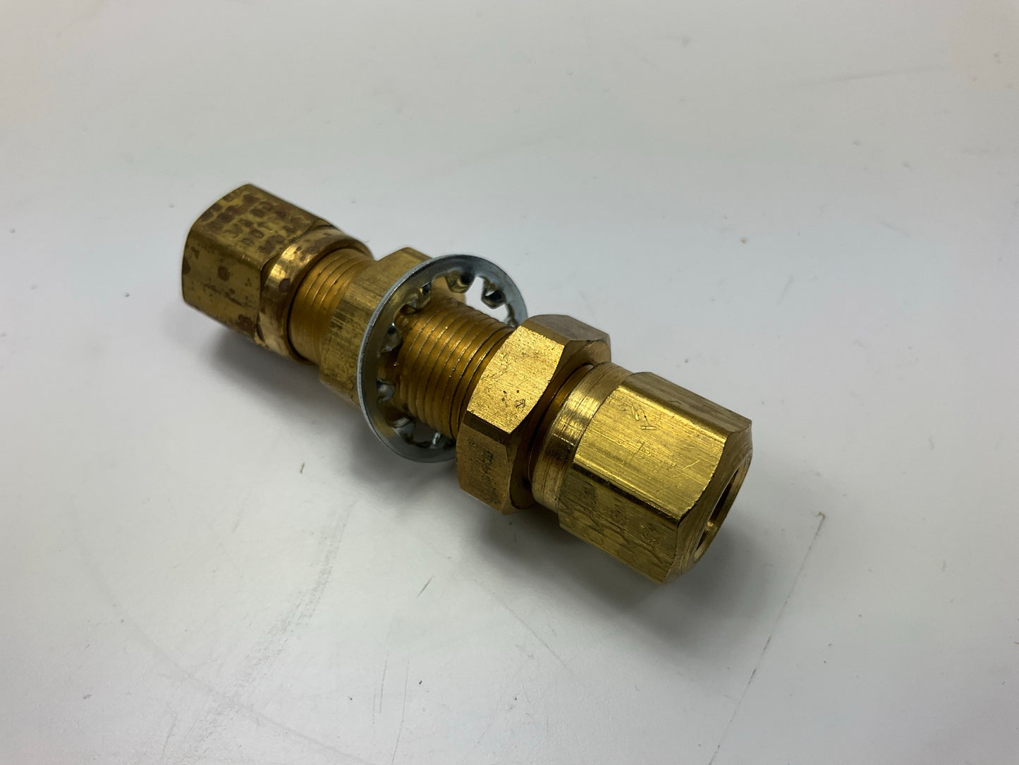 Gates G32300-0606 Air Brake Bulkhead Fitting, 3/8'' Hose - 6ABC-6ABC-BKHD