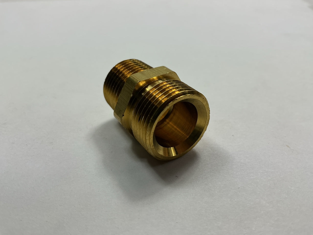 Gates G33030-0606 Air Brake Coupling Adapter 3/8'' ID, 3/4-20 Thread