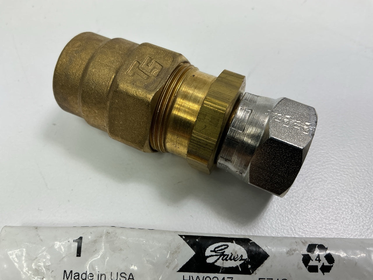 Gates G33150-0606 Air Brake To Female Air Brake Swivel, 3/8'' ID, 3/4-20 Thread