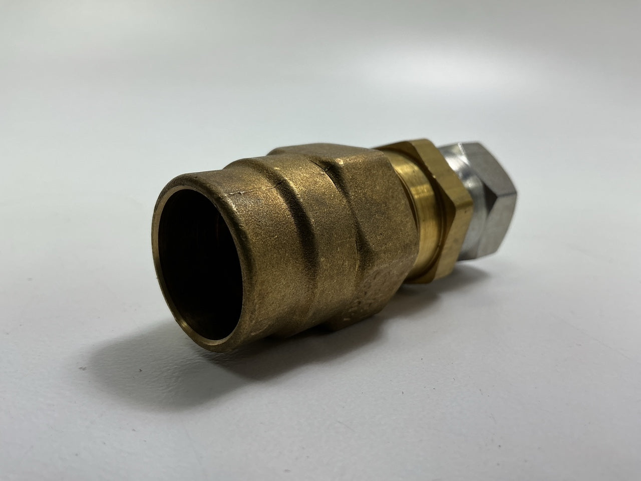 Gates G33150-0606 Air Brake To Female Air Brake Swivel, 3/8'' ID, 3/4-20 Thread