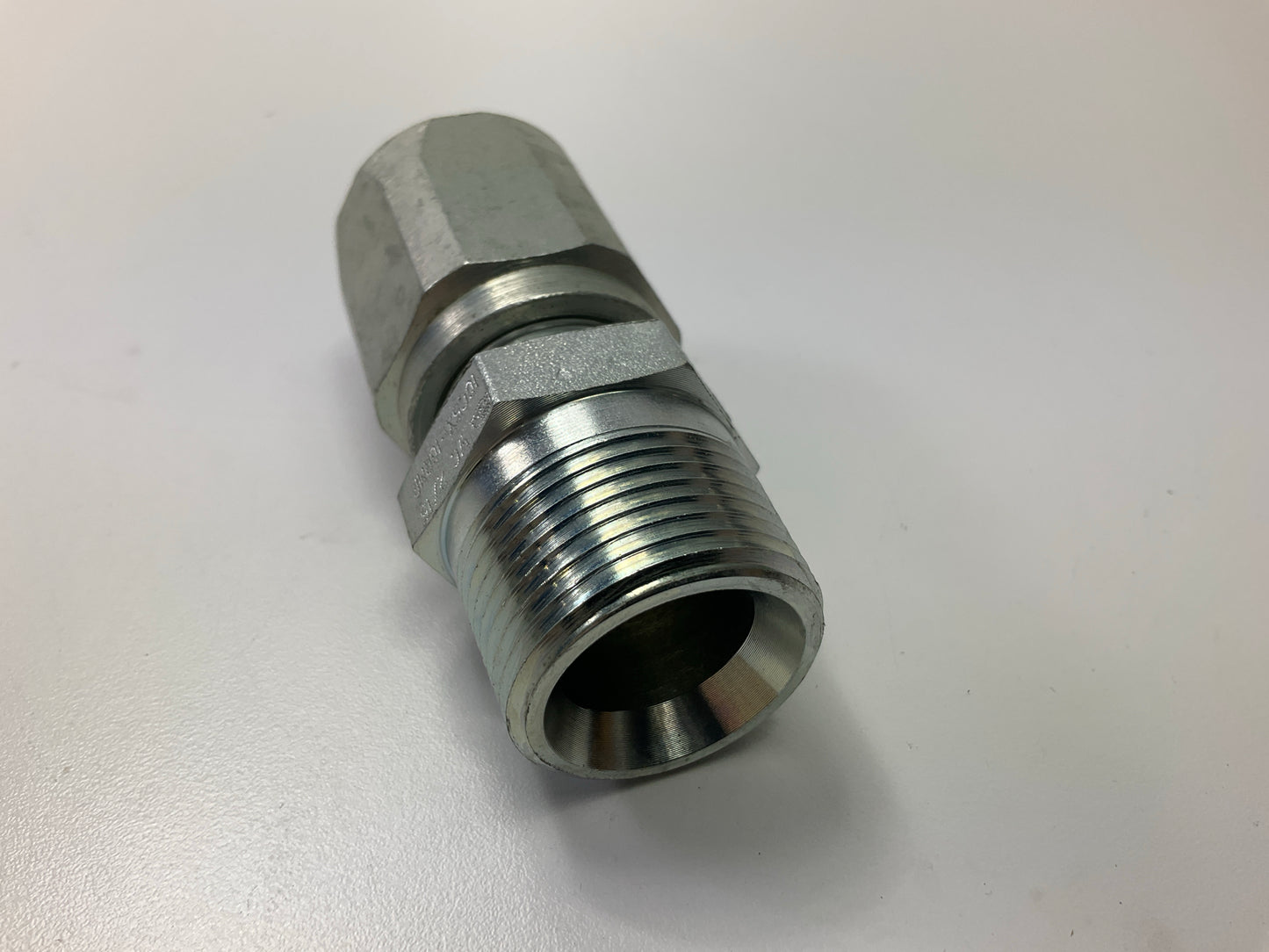 Gates G34100-1616 NPTF - 30° Cone Seat Hydraulic Fitting, 7/8'' - 16C5-16RMP