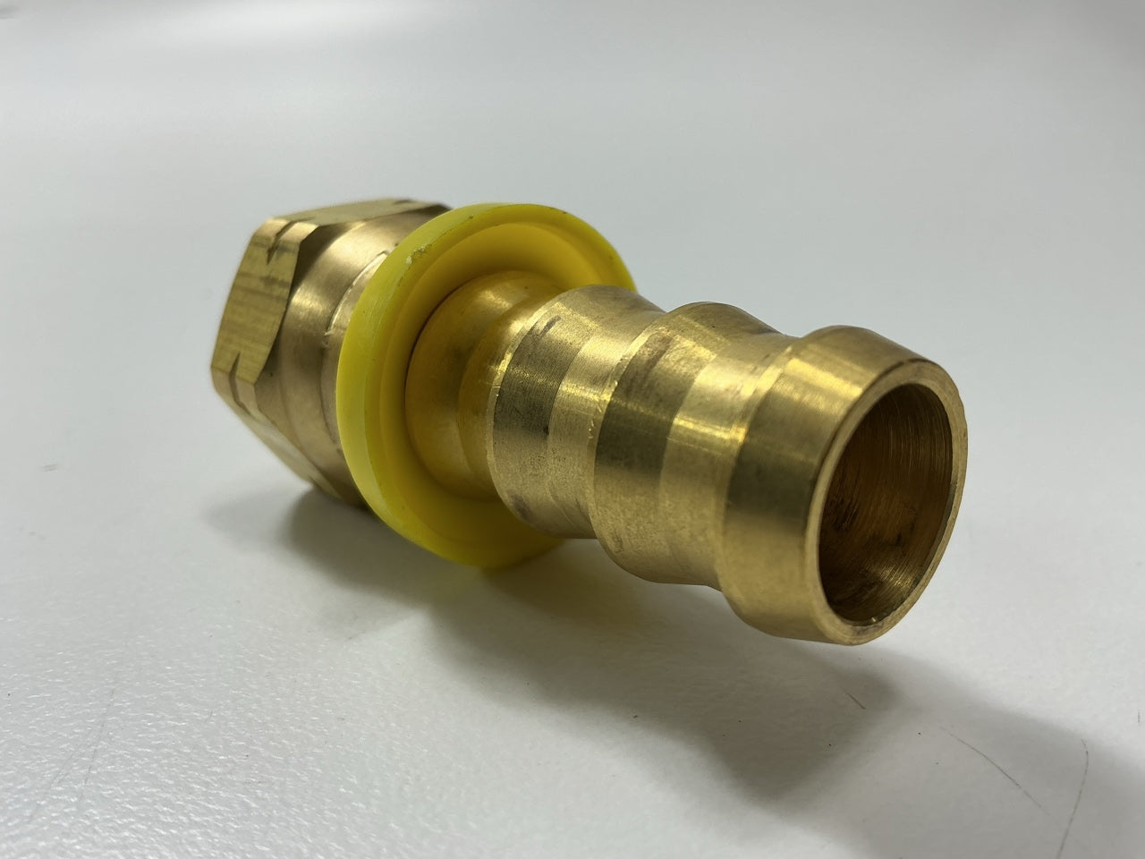 Gates G36210-1010 Dual Female SAE 45 Flare Swivel Coupler 5/8'' ID 7/8''-14 Thread