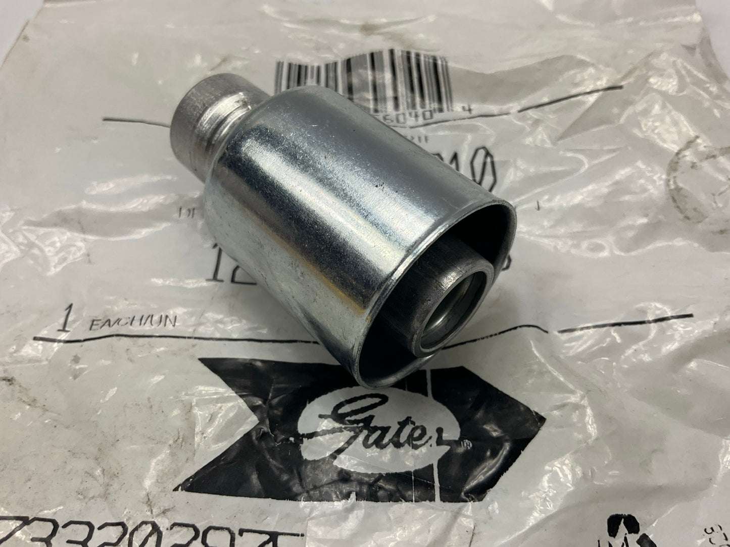 Gates G45527-1210 Female Braze-On Stems A/C Fitting, 5/8''