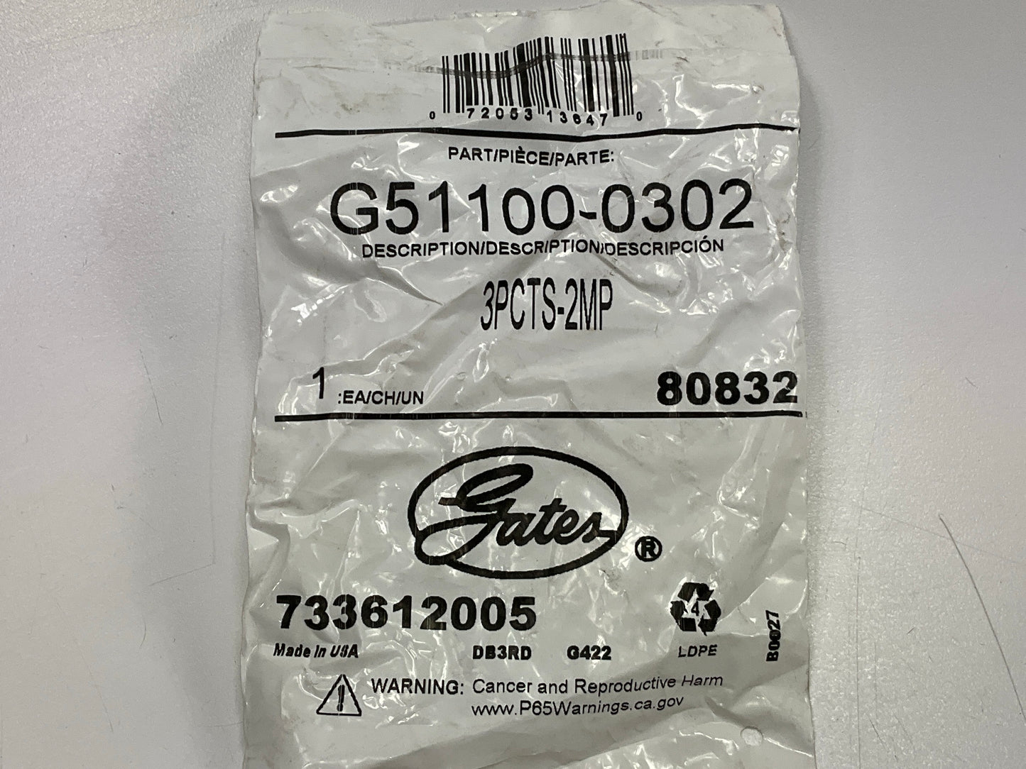 G51100-0302 - Thermoplastic 30° Male Pipe Hose Fitting 3/16'' ID 1/8''-27 Thread