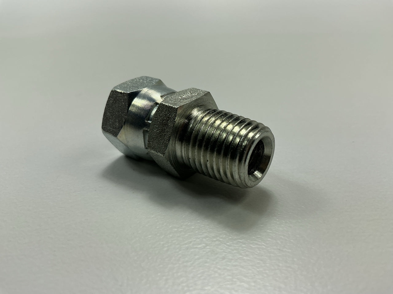Gates G60140-0404 Male Pipe NPTF To Female Pipe Swivel NPSM Adapter - 4MP-4FPX