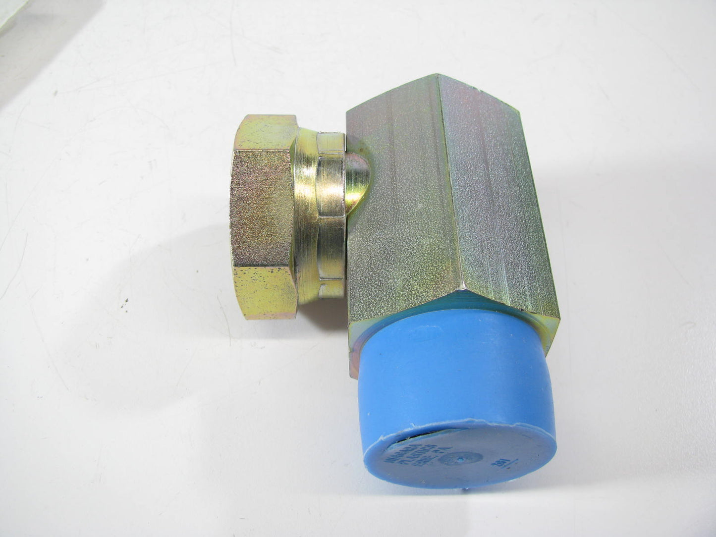 Gates G60144-2020 Male Pipe NPTF To Female Pipe Swivel Fitting - 1-1/4''-11 1/2''