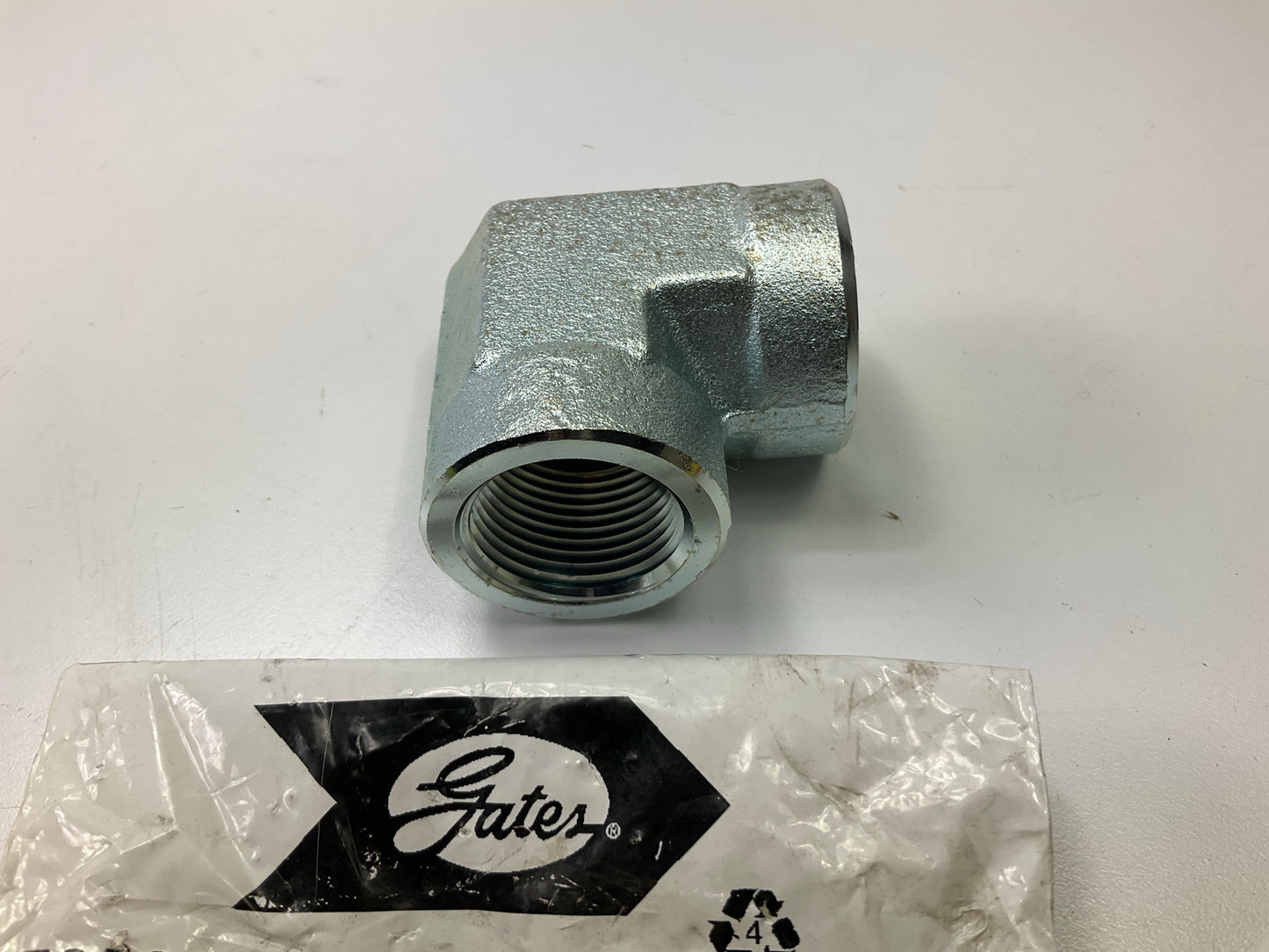 Gates G60156-1208 90° Female Pipe NPTF To Female Pipe NPTF - 12FP-8FP90