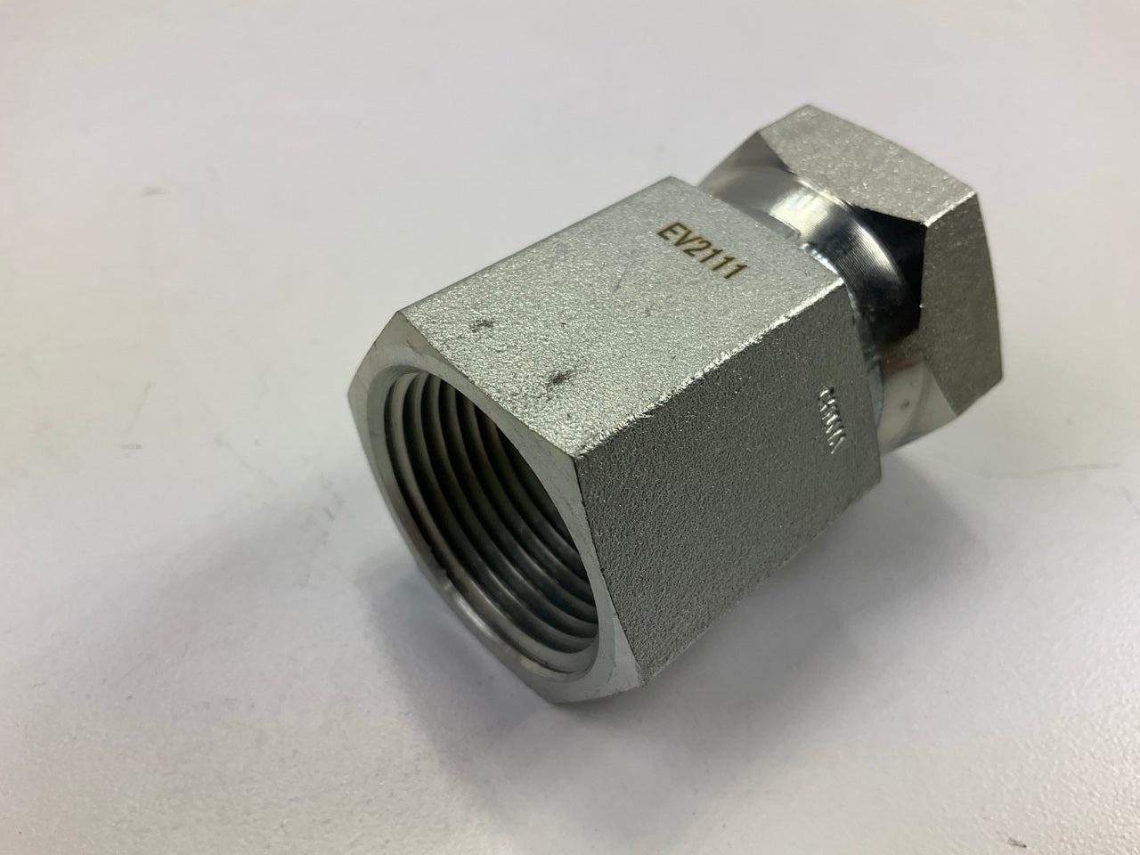 Gates G60160-1616 Hydraulic Swivel Fitting, NPTF To NPSM, 1''-11 1/2, 16FP-16FPX