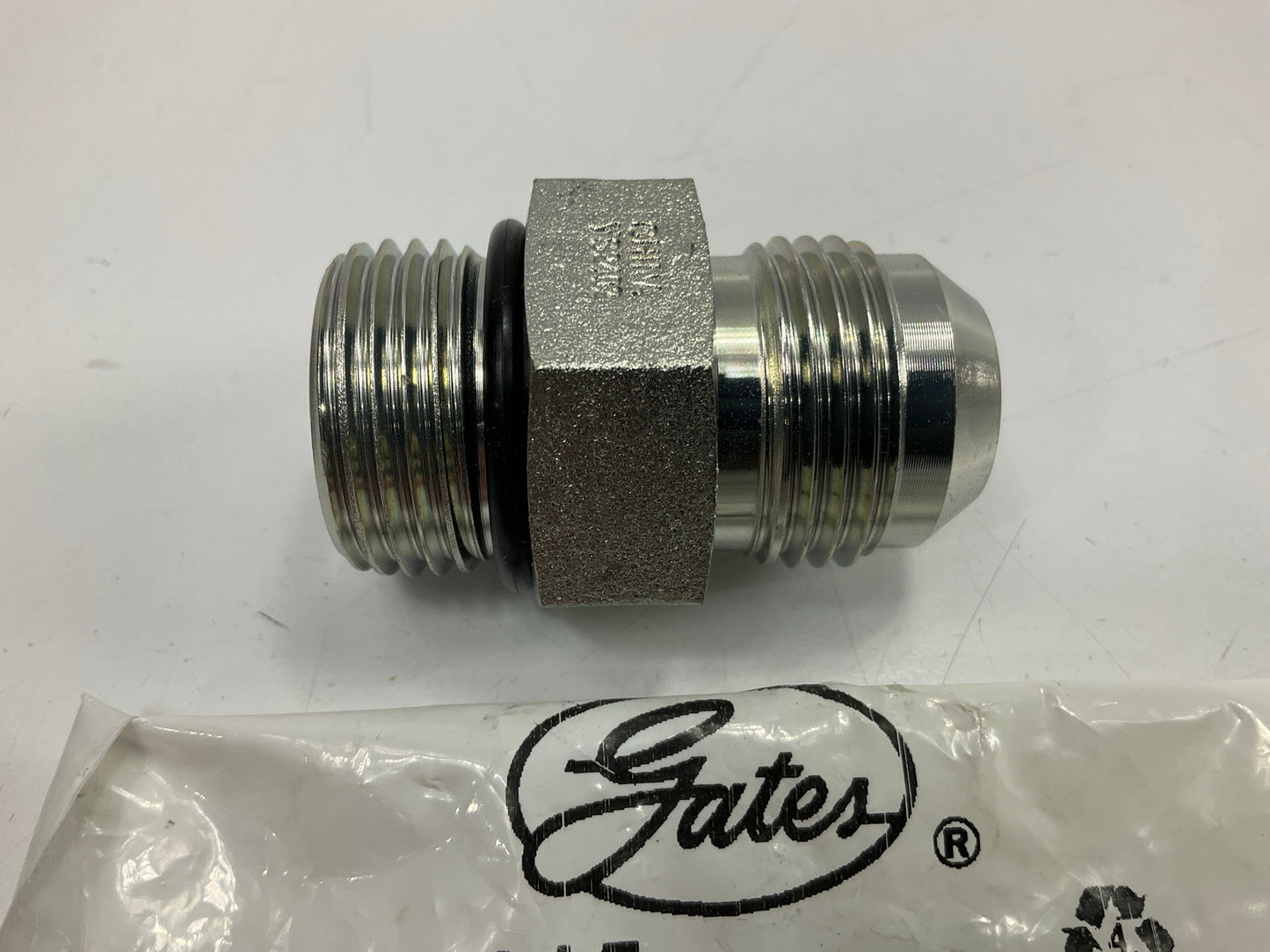Gates G60301-1212 Male O-Ring Boss To Male JIC 37° Flare, 1-1/16-12 Thread