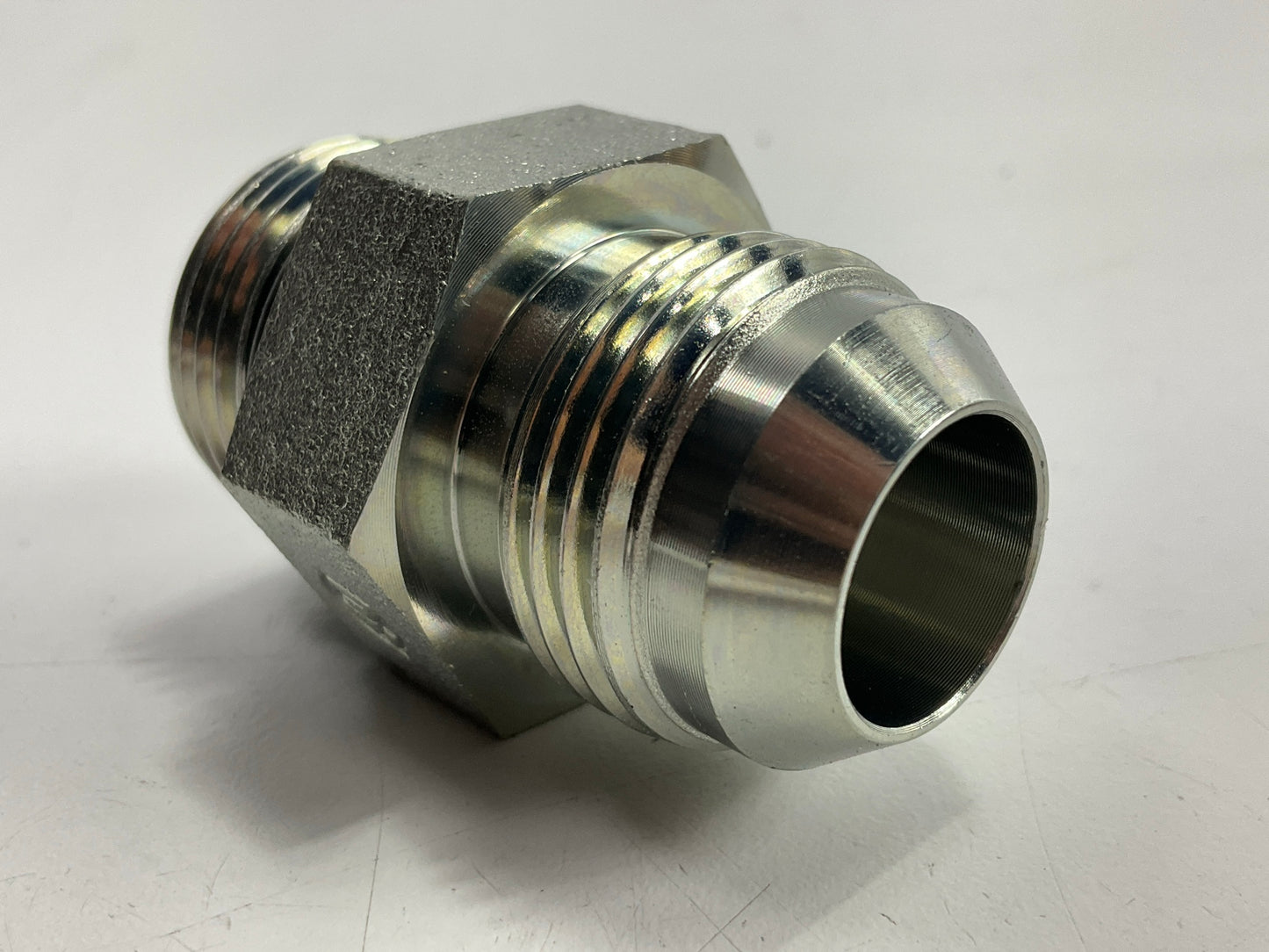 Gates G60301-1212 Male O-Ring Boss To Male JIC 37° Flare, 1-1/16-12 Thread