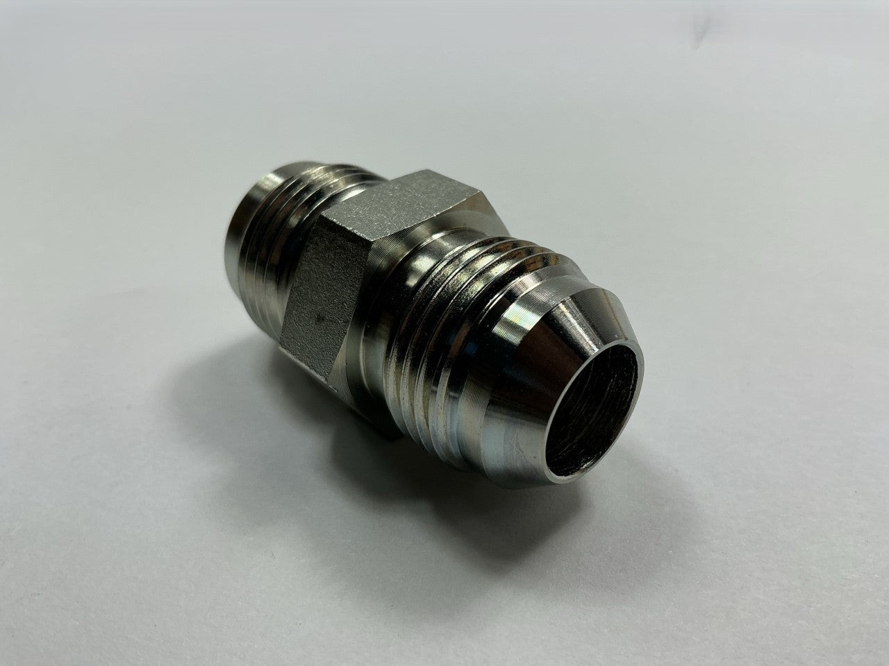 Gates G60410-1010 Male JIC 37° Flare To Male JIC 37° Flare 7/8-14 Thread