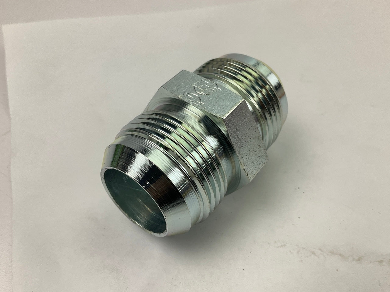 Gates G60410-1616 Male JIC 37° Flare To Male JIC 37° Flare Fitting, 16MJ-16MJ