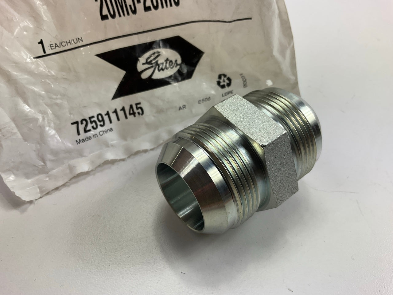 Gates G60410-2020 Male JIC 37° Flare To Male JIC 37° Flare Fitting, 20MJ-20MJ