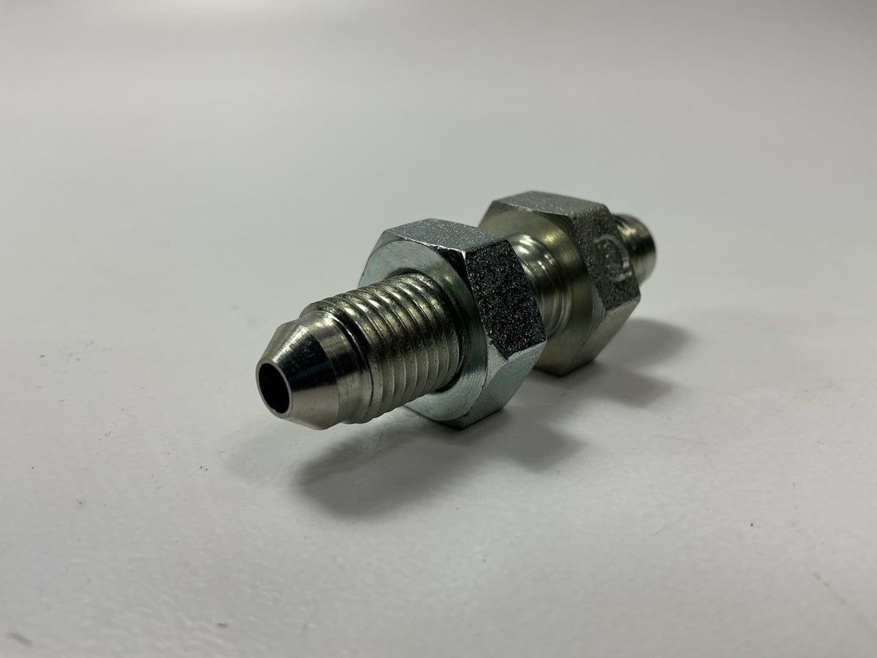 G60445-0404 - Male JIC 37° Flare To Male JIC 37° Flare Bulkhead 7/16-20 Thread