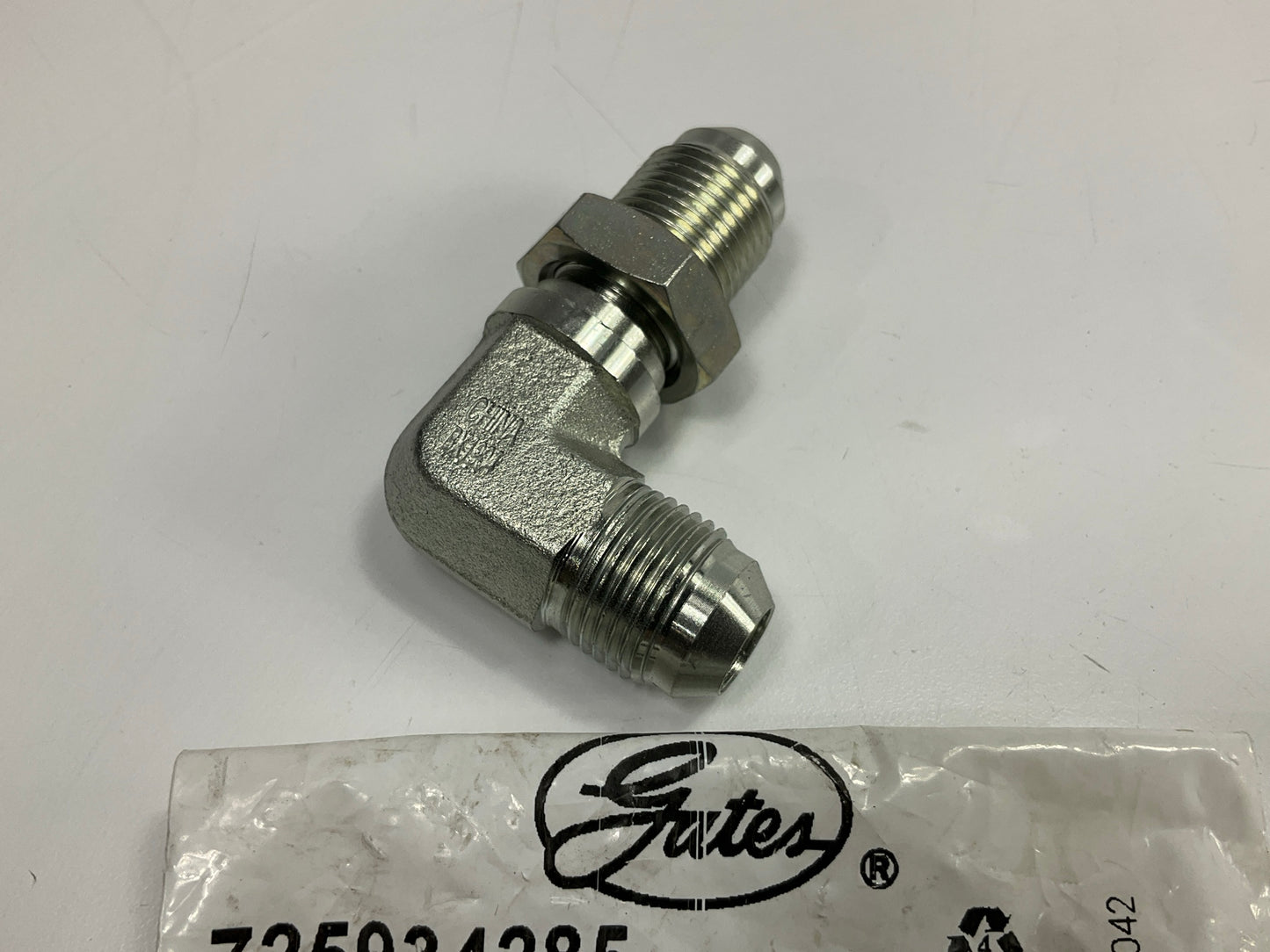 Gates G60447-0808 90° Male JIC 37° Flare To Male JIC 37° Flare Bulkhead Adapter