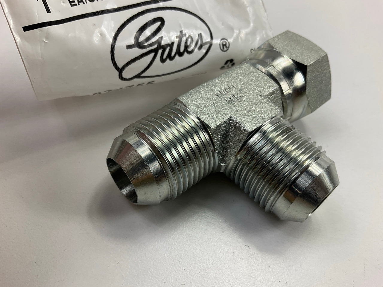 Gates G60473-1212 Male JIC 37° Flare To Female JIC 37° Flare Swivel To Male Tee
