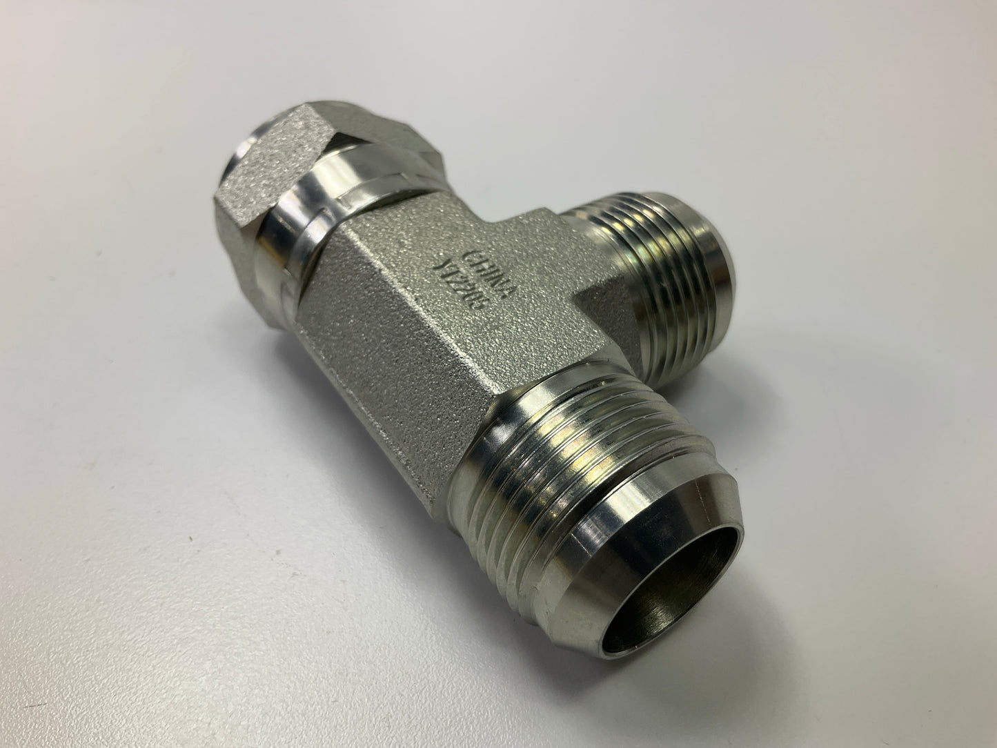 Gates G60473-1616 Male JIC 37° Flare To Female JIC 37° Flare Swivel To Male Tee