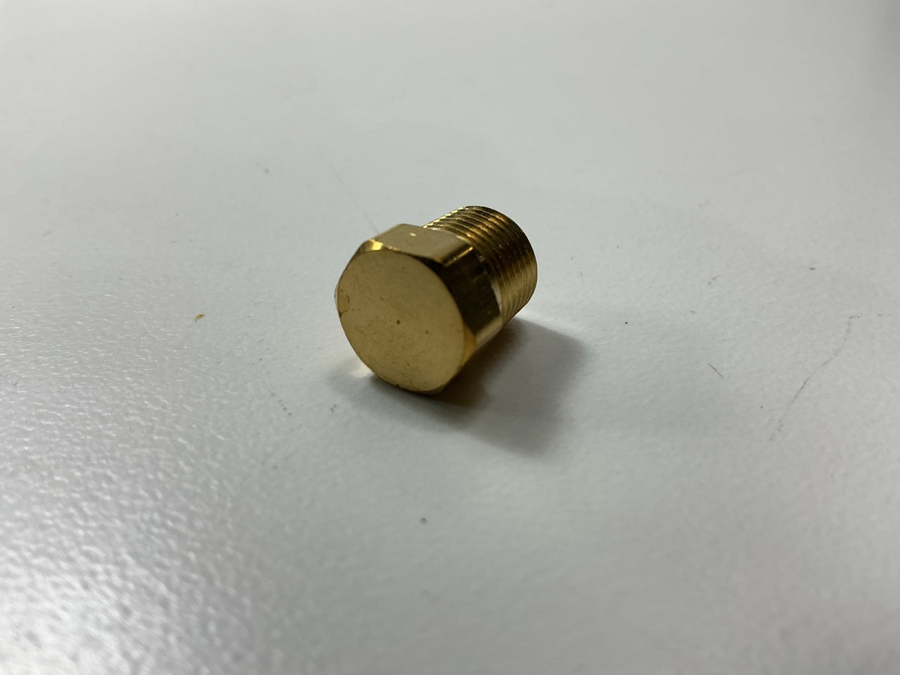 Gates G60601-0002 Brass Hex Head Male Pipe Plug 1/8''-27 Thread