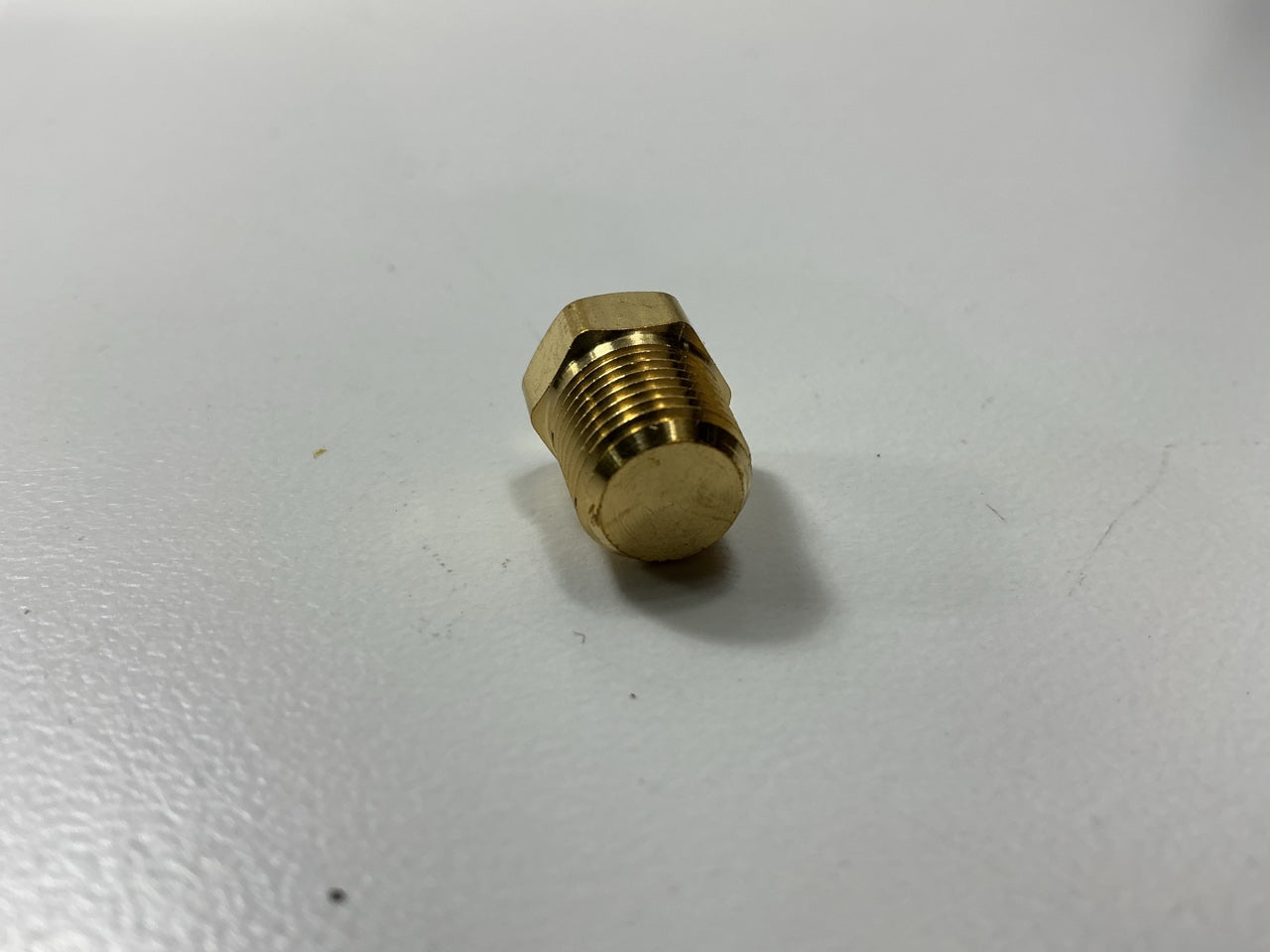 Gates G60601-0002 Brass Hex Head Male Pipe Plug 1/8''-27 Thread