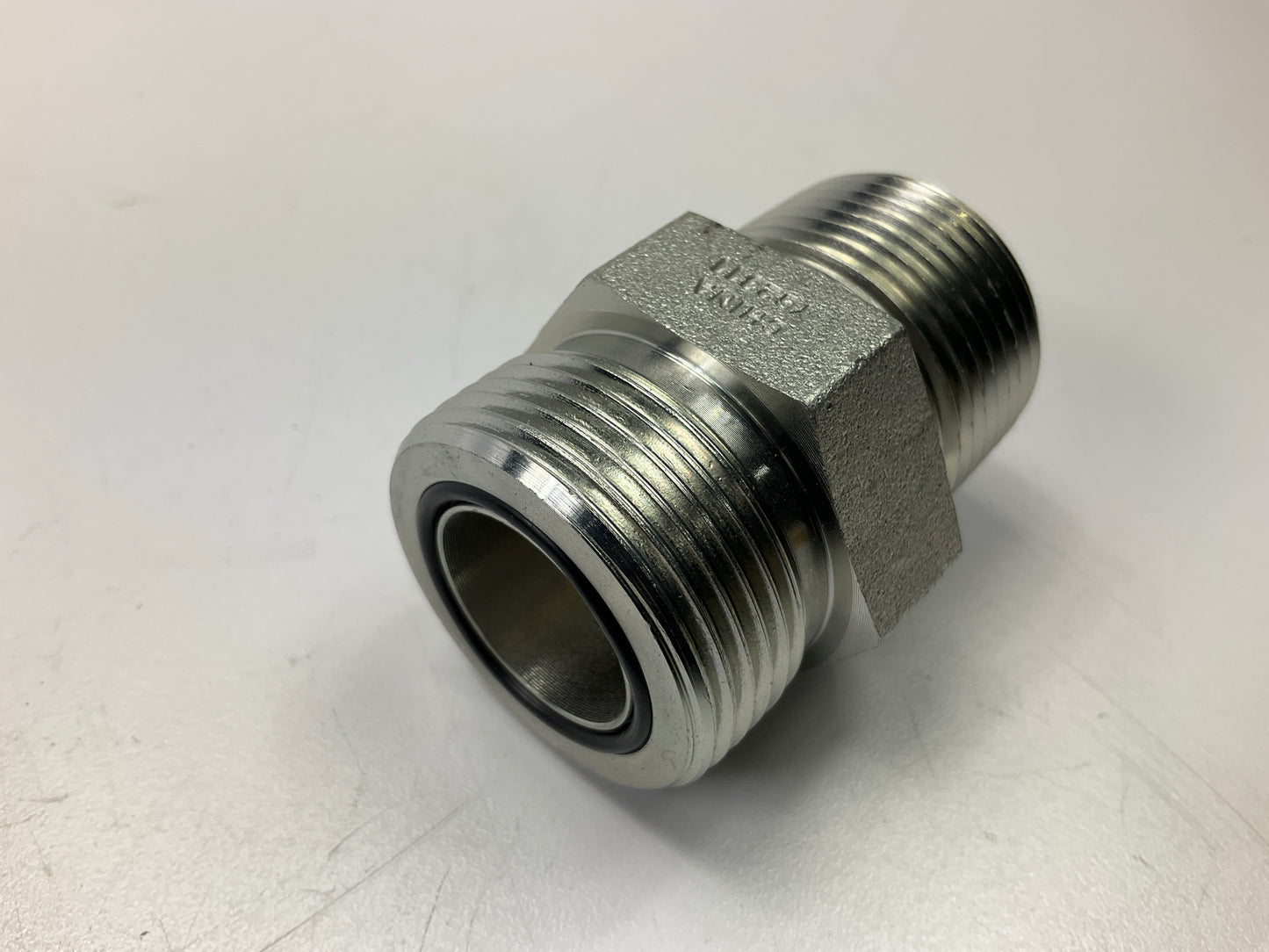 Gates G60770-1616 Male Flat-Face O-Ring To Male Pipe NPTF Adapter - 16MFFOR-16MP