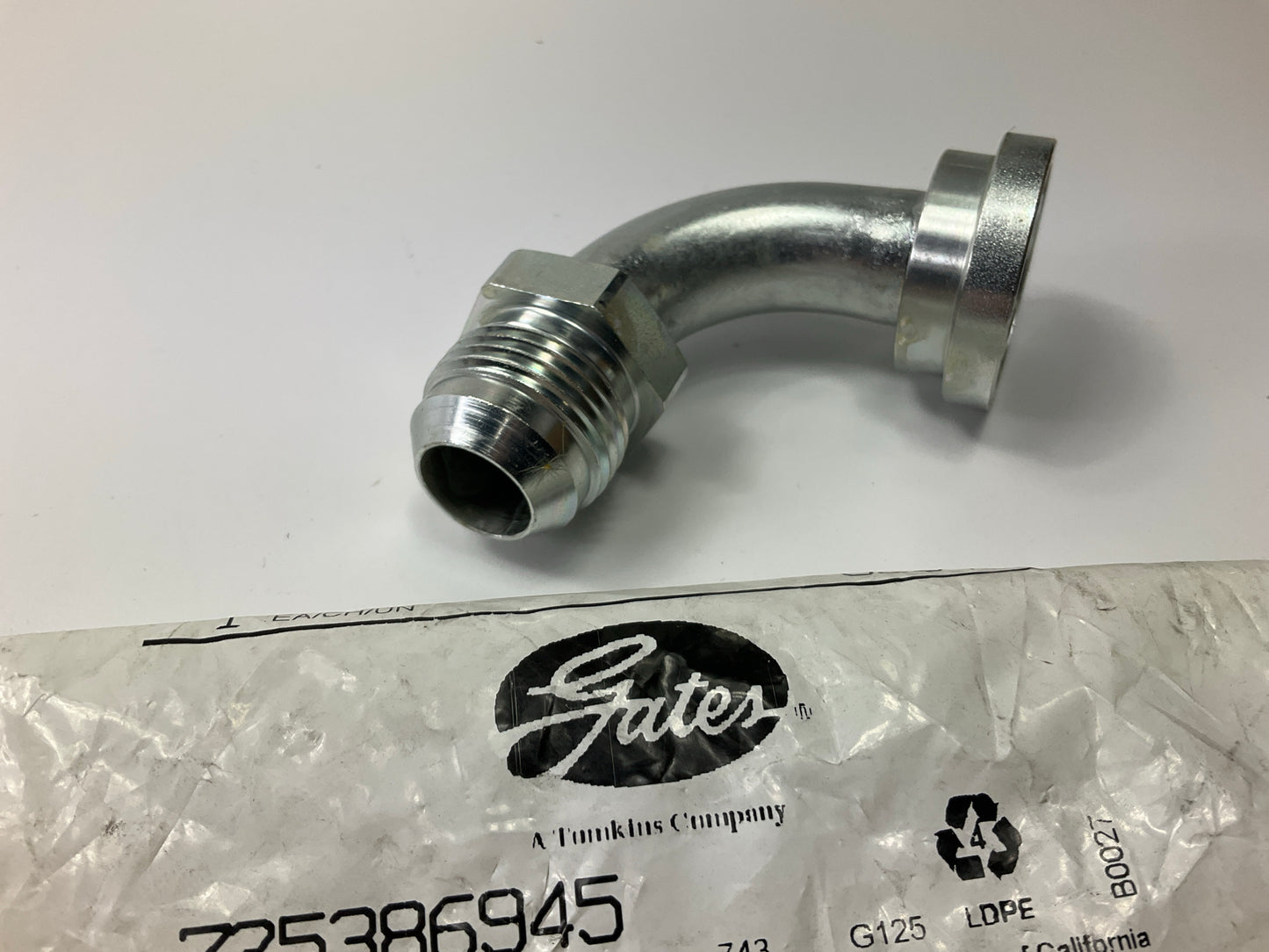 Gates G60910-1212 90° Code 61 O-Ring Flange To Male JIC 37° Flare Adapter