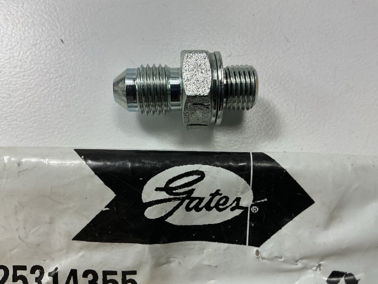 Gates G63150-1004 Male M10X1.0 O-Ring To Male JIC 37° 7/16''-20 Flare Adapter