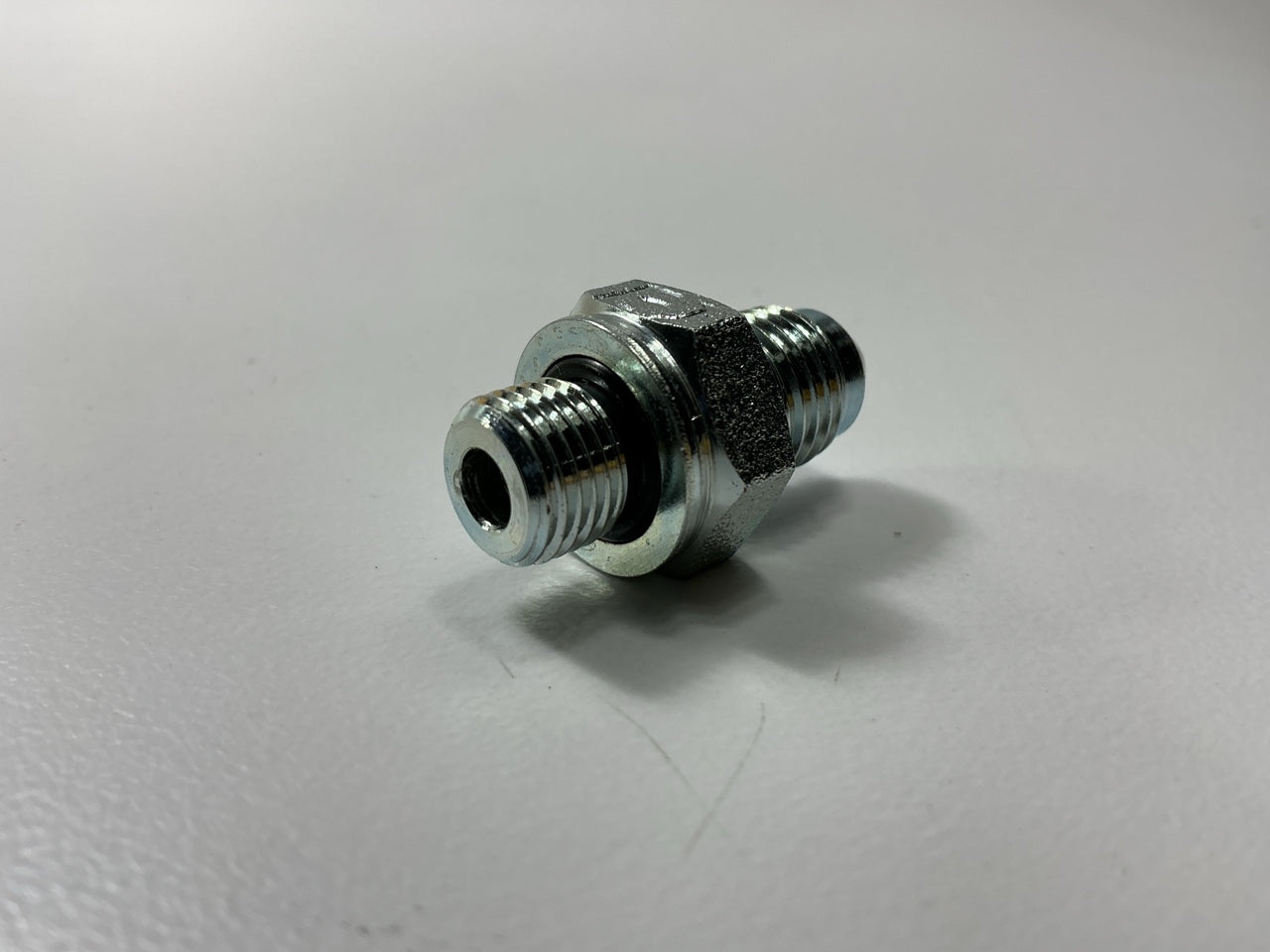 Gates G63150-1004 Male M10X1.0 O-Ring To Male JIC 37° 7/16''-20 Flare Adapter