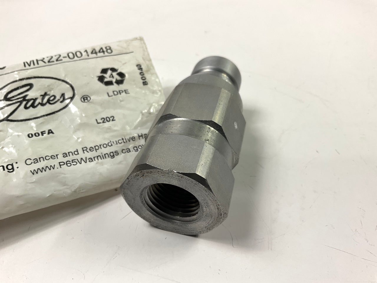 Gates G94911-0808 1/2''-14 Male Flush Face Valve To Female Pipe Fitting 8MQFF-8FP