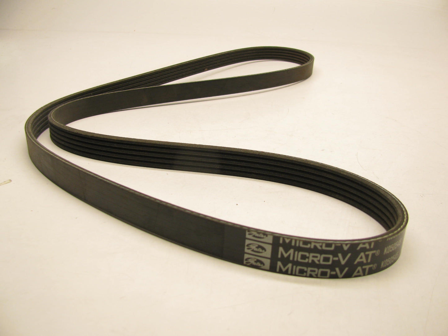 Gates K050545 Serpentine Belt - 0.69'' X 55.00'' - 5 Ribs