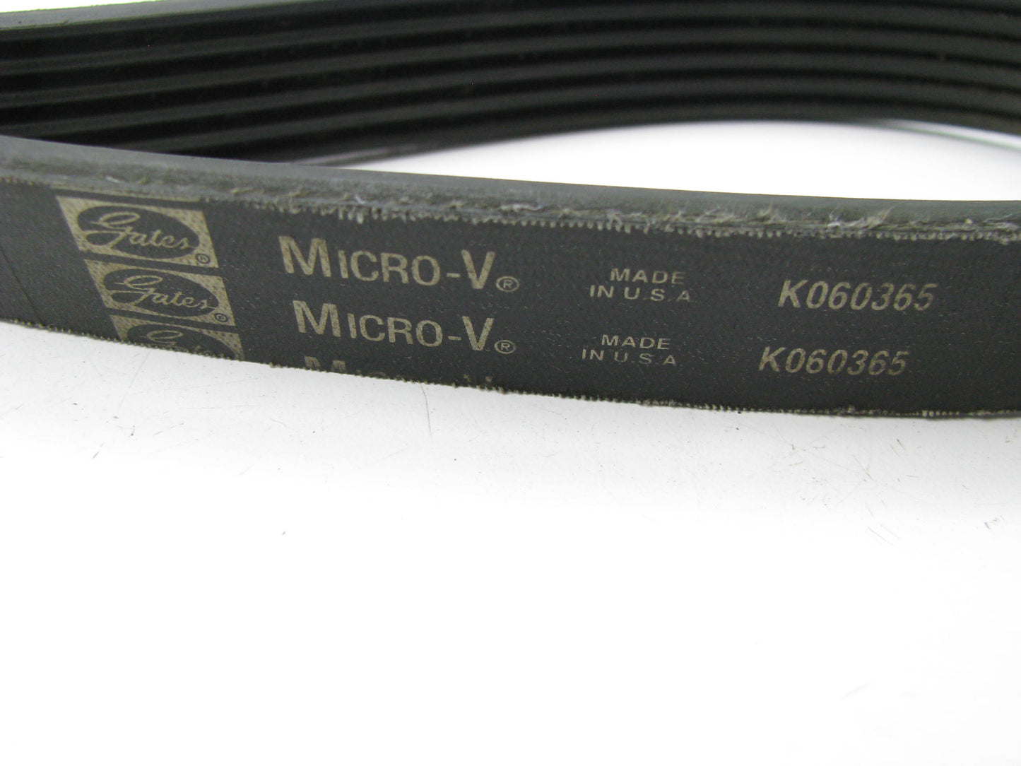 Gates K060365 Serpentine Belt - 0.84'' X 37.00'' - 6 Ribs