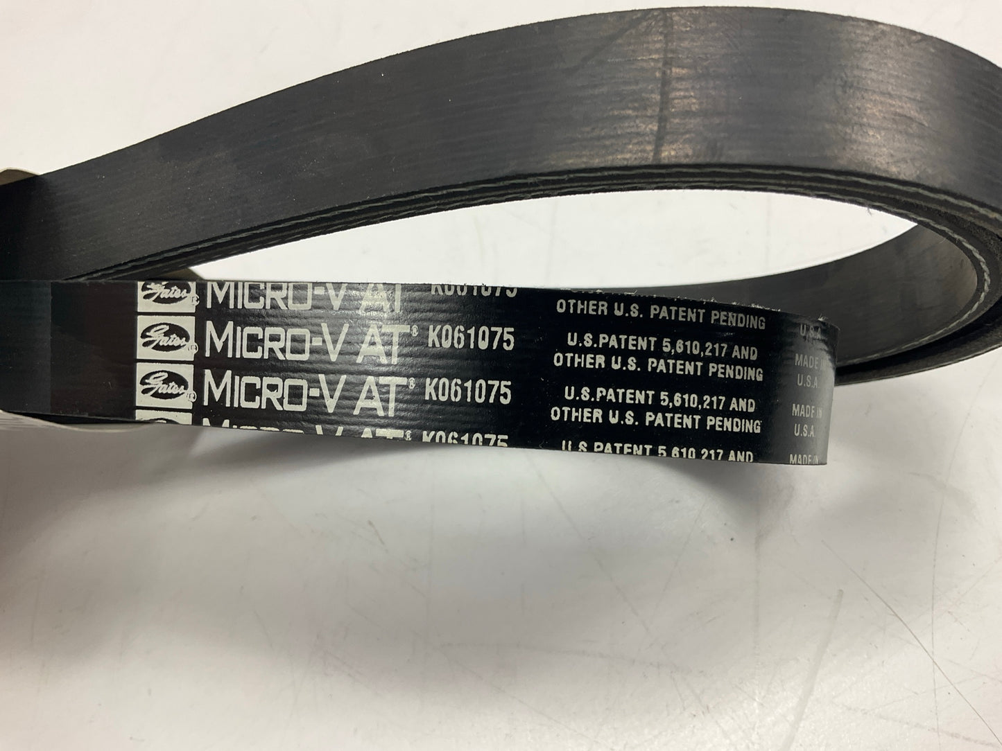 Gates K061075 Serpentine Belt - 1996-2000 Chevrolet Express 3500 7.4L 454 V8