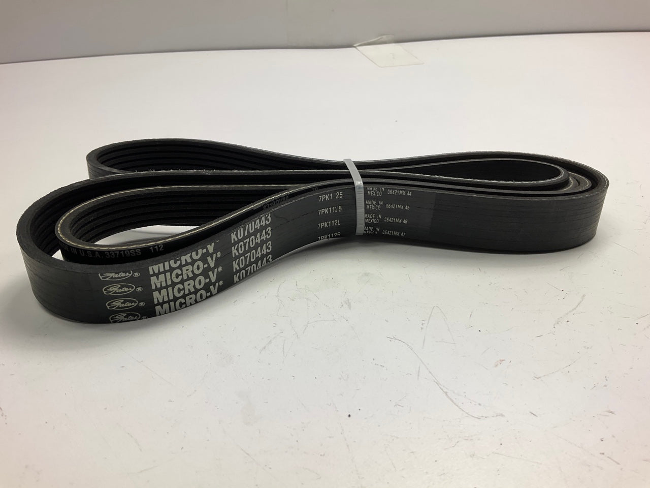 Gates K070443 Serpentine Belt