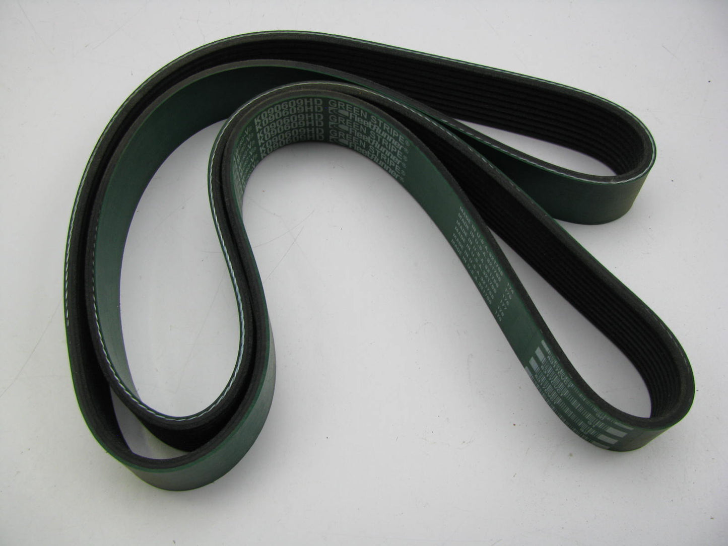Gates K090609HD Serpentine Belt For 2002-2006 Freightliner 12.8L-L6 Turbo Diesel