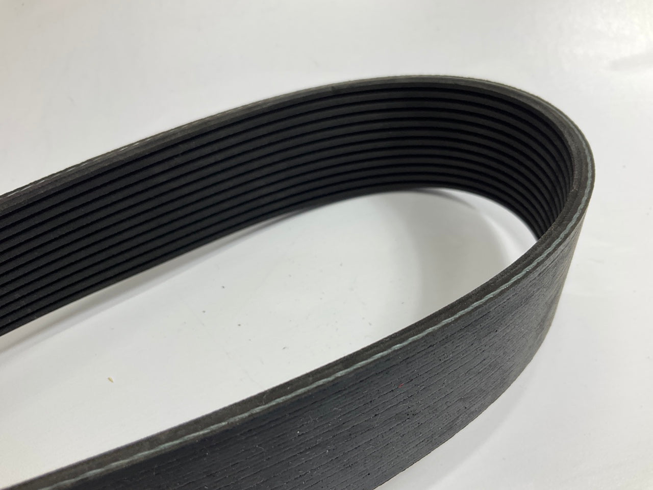 Gates K120872 Micro-V Serpentine Belt Replaces K120872HD 5120873 D8410006122215