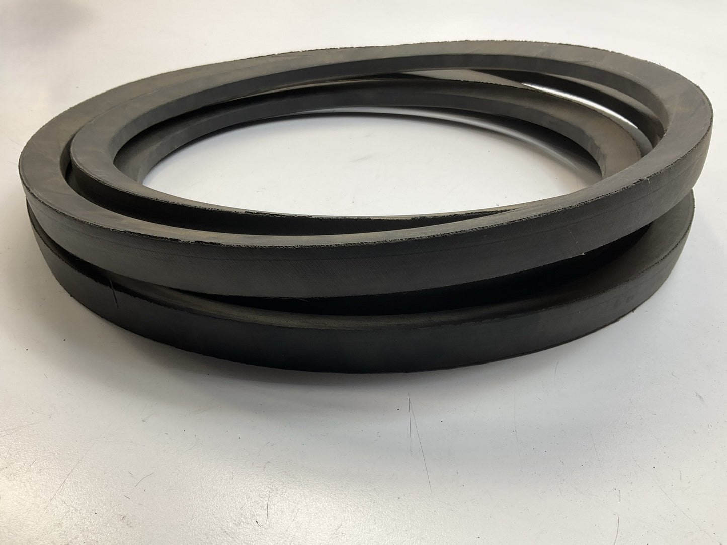 Gates SPC5600 Metric V-Belt 5634mm Long, 22mm Top Width