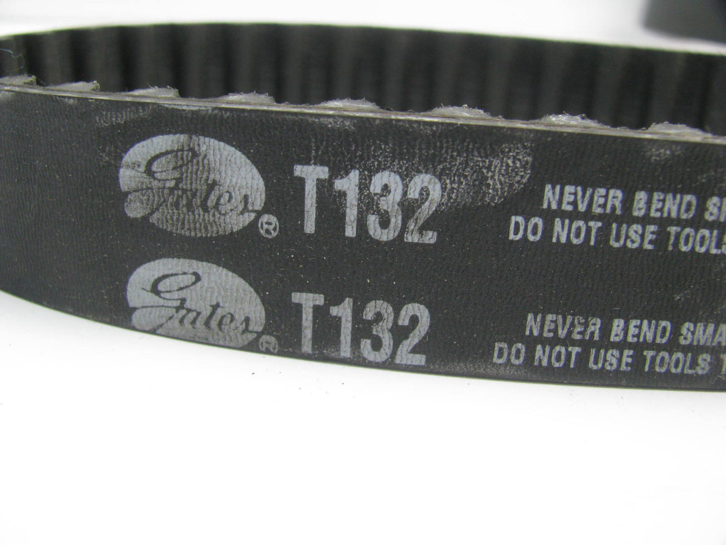 Gates T132 Engine Timing Belt For 1988 Chrysler 2.5L-L4